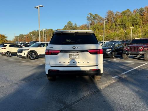 2024 Toyota Sequoia SR5