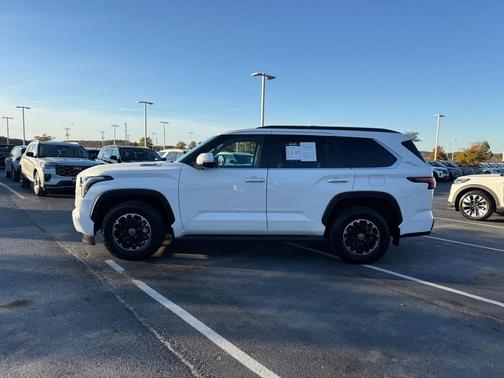 2024 Toyota Sequoia SR5