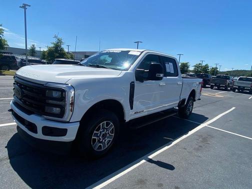 Star White 2024 Ford F-250 Lariat