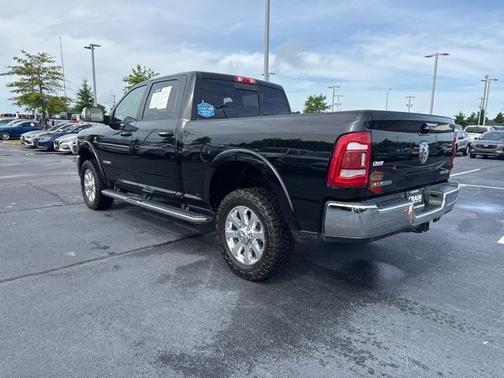 2022 RAM 3500 Laramie