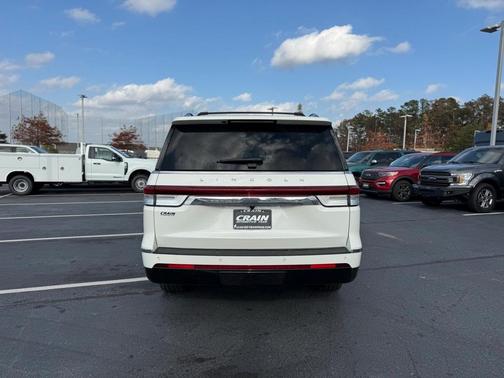 2023 Lincoln Navigator L Reserve