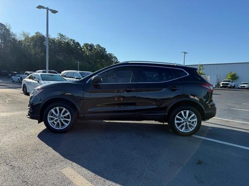 2020 Nissan Rogue Sport SV