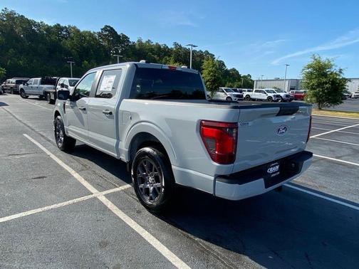 Avalanche 2026 Ford F-150 STX