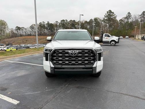 2024 Toyota Tundra Hybrid Platinum