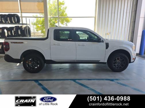 Oxford White 2024 Ford Maverick Lariat