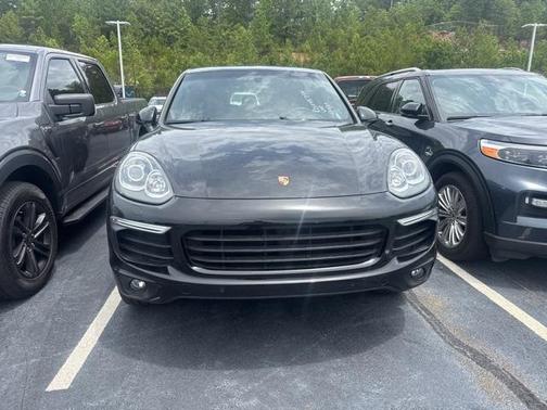 2018 Porsche Cayenne Platinum Edition