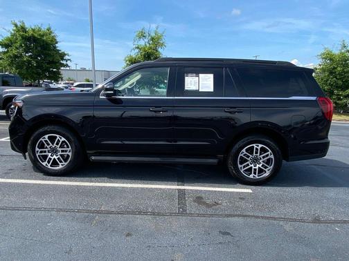 Agate Black Metallic 2025 Ford Expedition Active