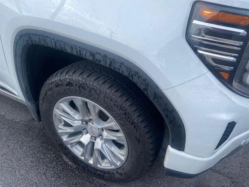 Summit White 2023 GMC Sierra 1500 Denali