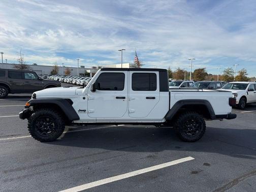 2023 Jeep Gladiator Sport