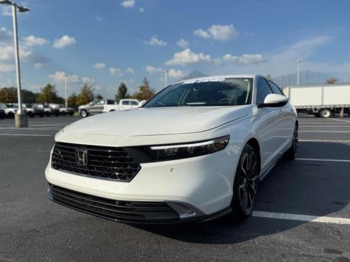 2025 Honda Accord Hybrid Touring