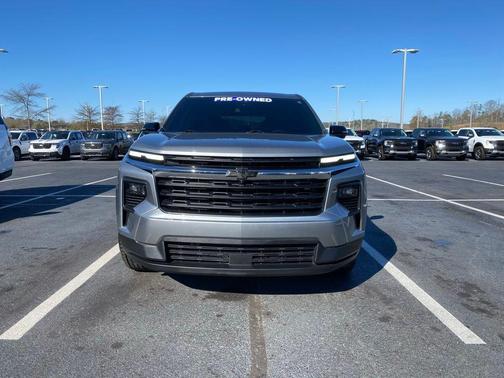 2024 Chevrolet Traverse LS
