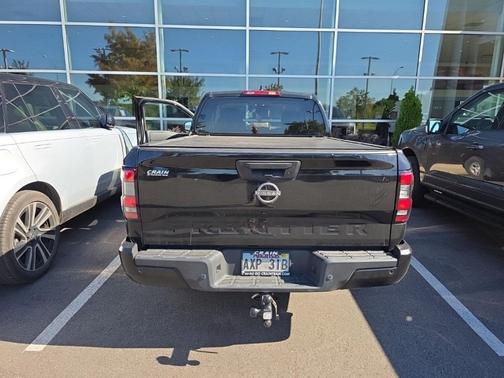 2022 Nissan Frontier S