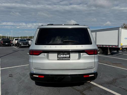 2022 Jeep Wagoneer Series III