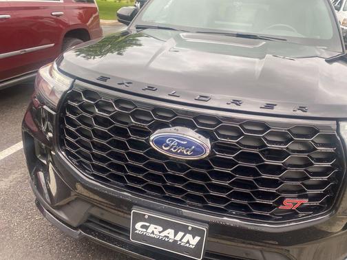 Agate Black Metallic 2025 Ford Explorer ST