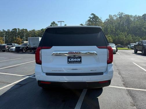 2021 GMC Yukon SLT
