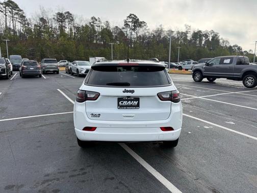 2022 Jeep Compass Altitude