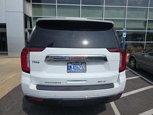 2023 GMC Yukon XL SLT
