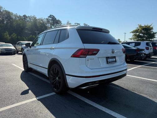 2021 Volkswagen Tiguan 2.0T SE R-Line Black