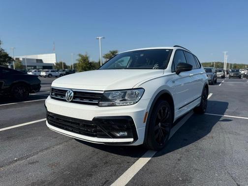 2021 Volkswagen Tiguan 2.0T SE R-Line Black