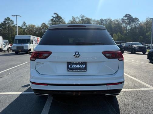 2021 Volkswagen Tiguan 2.0T SE R-Line Black