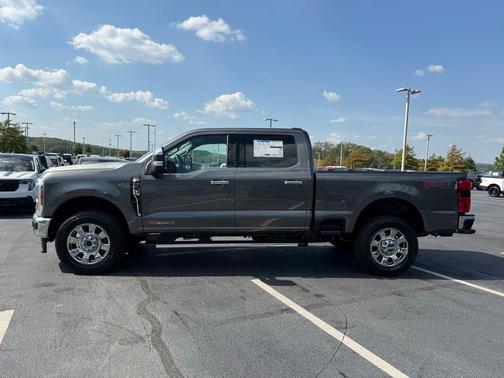 2026 Ford F-350 Lariat Super Duty