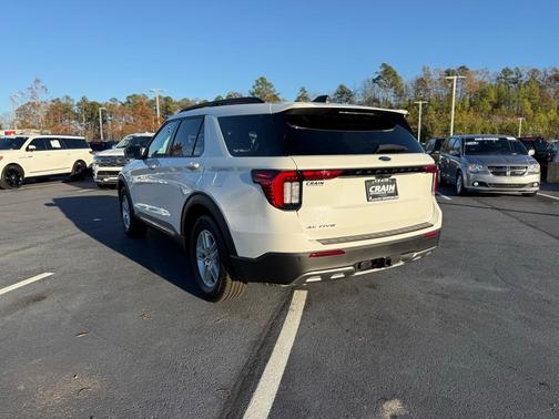 2025 Ford Explorer Active