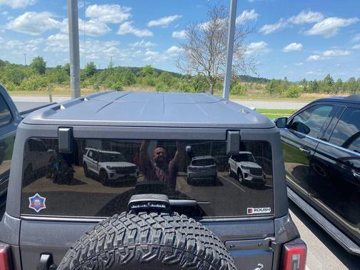 Carbonized Gray Metallic 2023 Ford Bronco Badlands