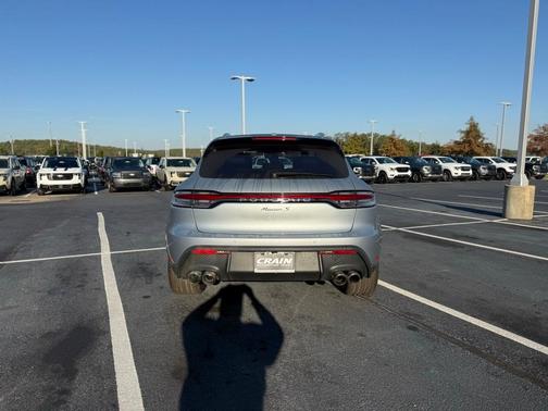 2022 Porsche Macan S