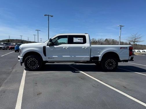 2025 Ford F-250 Platinum