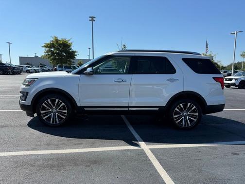2017 Ford Explorer Platinum