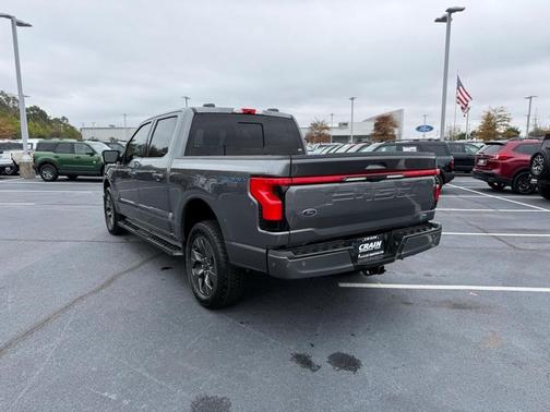 2022 Ford F-150 Lightning LARIAT