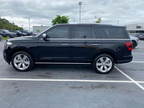 Agate Black Metallic 2023 Ford Expedition Platinum