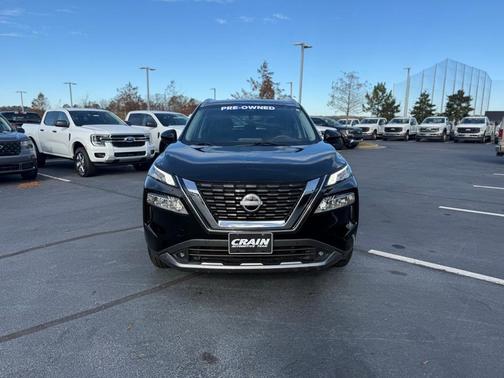 2022 Nissan Rogue SL