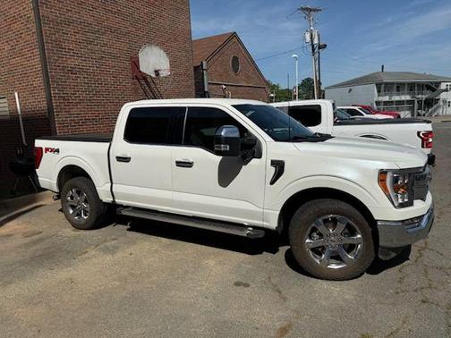 Star White 2022 Ford F-150 Lariat