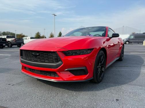2025 Ford Mustang EcoBoost