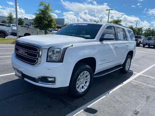Summit White 2018 GMC Yukon SLT