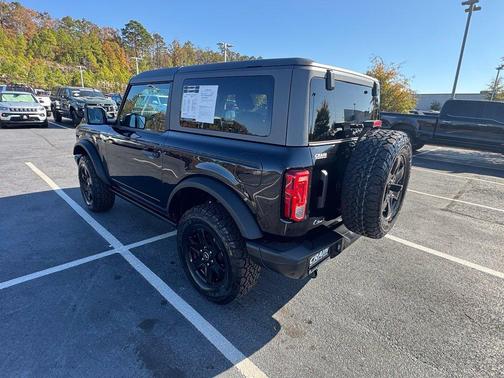 Shadow Black 2024 Ford Bronco Black Diamond