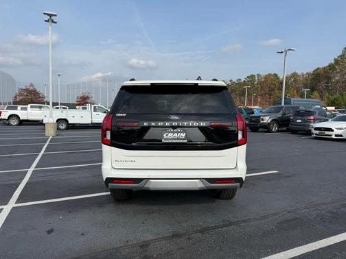 2025 Ford Expedition Platinum