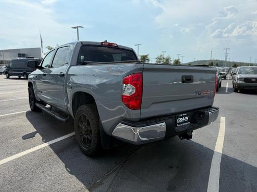 2020 Toyota Tundra SR5