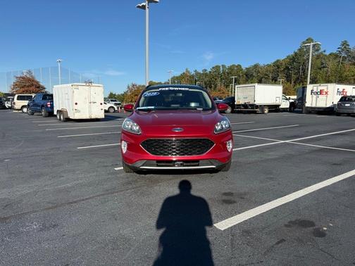 2020 Ford Escape Titanium Hybrid