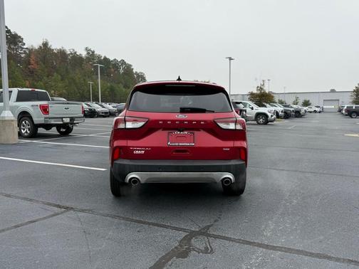 2020 Ford Escape Titanium Hybrid