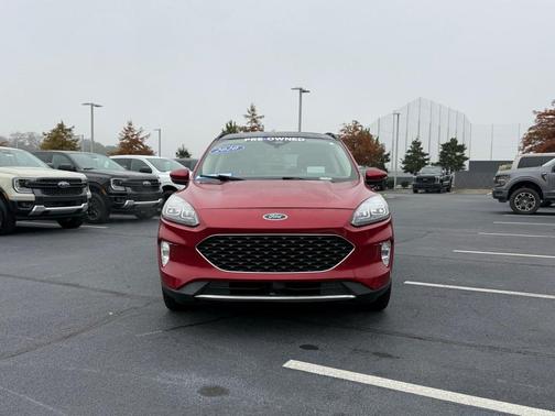 2020 Ford Escape Titanium Hybrid