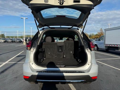 2020 Nissan Rogue S