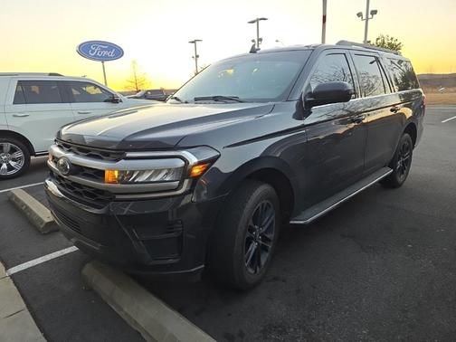 2022 Ford Expedition Max XLT