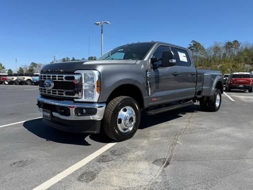 2025 Ford F-350 XLT