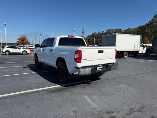 2018 Toyota Tundra SR5