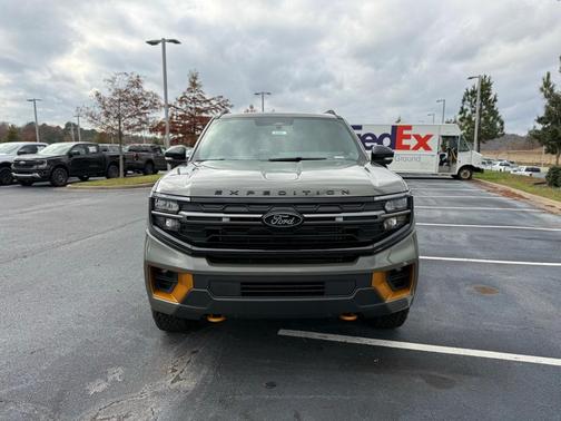 2025 Ford Expedition Tremor