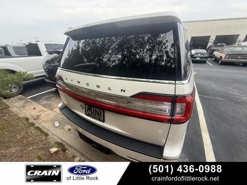 2018 Lincoln Navigator Black Label