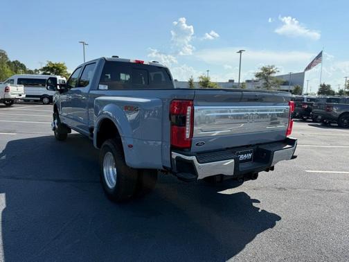 2026 Ford F-350 King Ranch