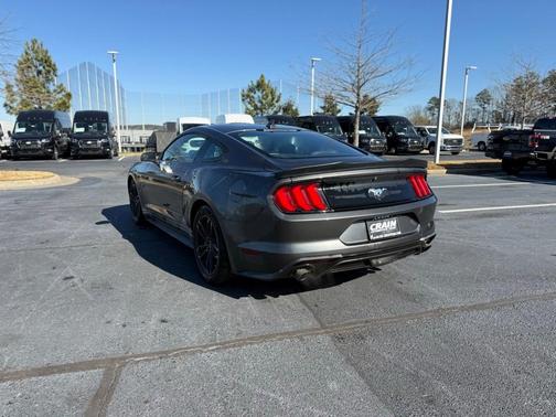 2020 Ford Mustang EcoBoost